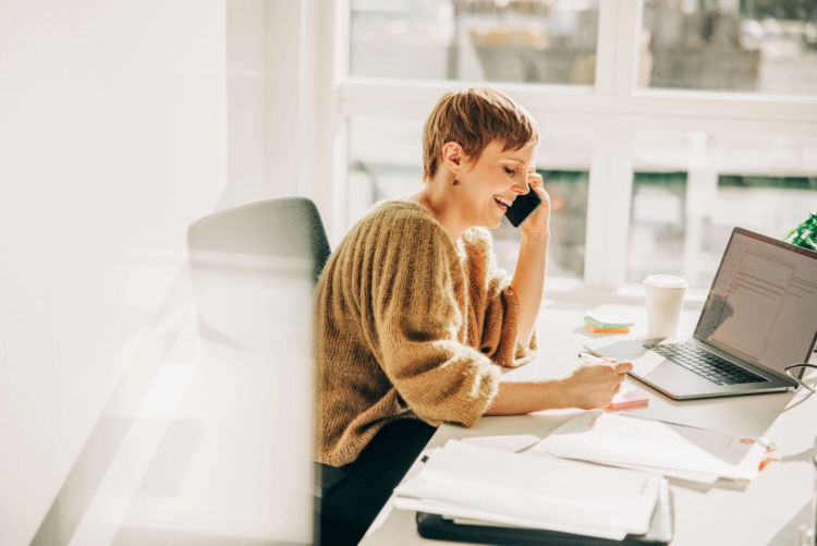 lawyer-working-at-desk-1500x1001